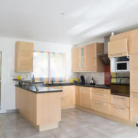 Exigehome - Maison A 2 Pas De La Foret - 10 Min De Versailles * Vélizy-Villacoublay